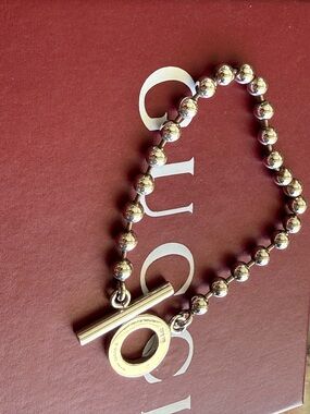 Gucci Sterling Silver Toggle Ball Chain Bracelet -  18